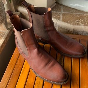 Frye Chelsea boots Melissa color-redwood size 8